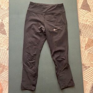 Nike Running Leggings – Size Small – Black with Back Zip Pocket